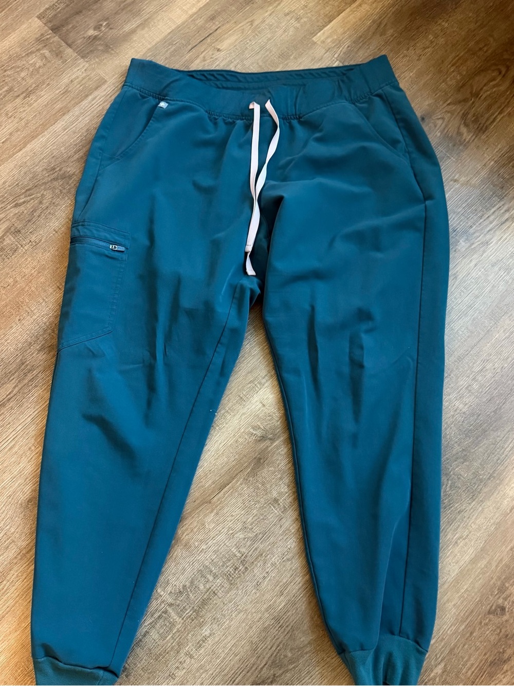 Figs Caribean Blue Women's Zamora Joggers with Drawstring